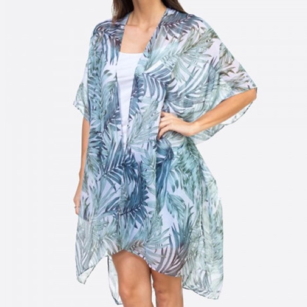🆕Tropical print kimono island vibes